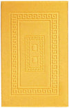 tapis-de-salle-de-bain-jaune